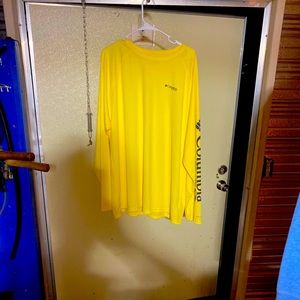 Long sleeve Columbia fishing shirt